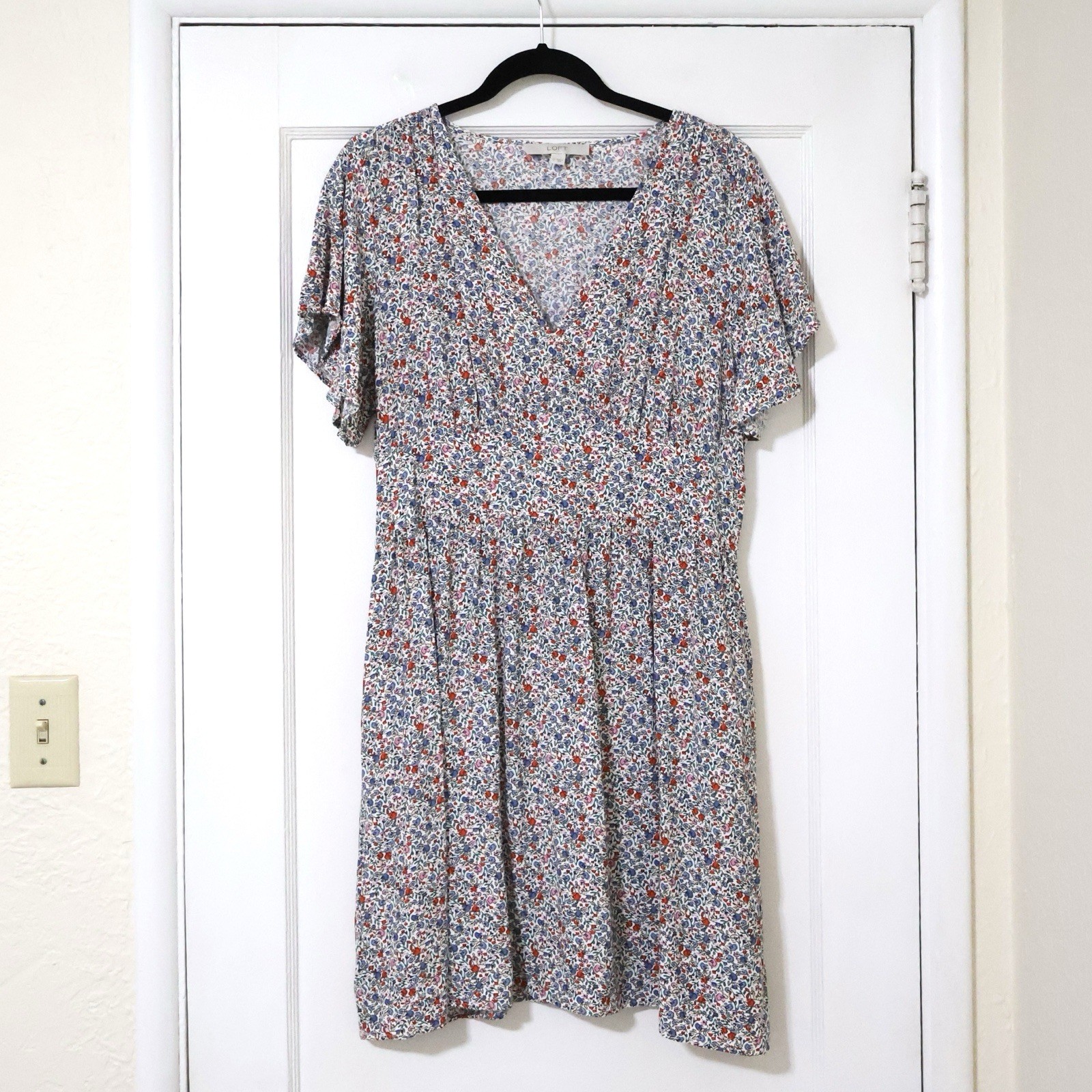 Loft Blue Red White Floral Flutter Sleeve Mini Dress L USA Patriotic Wedding