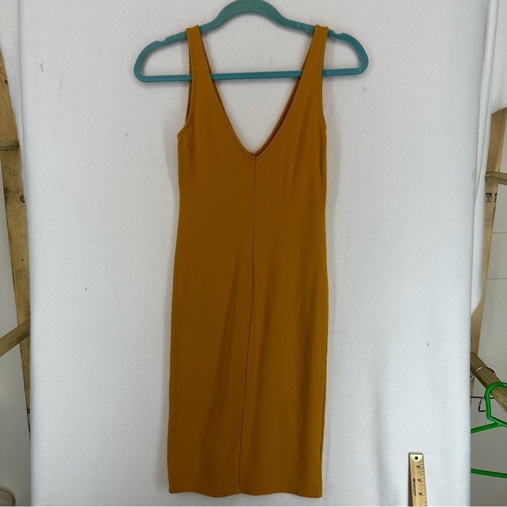 Forever 21 BodyCon Sleeveless N Veck Midi Dress Small Yellow