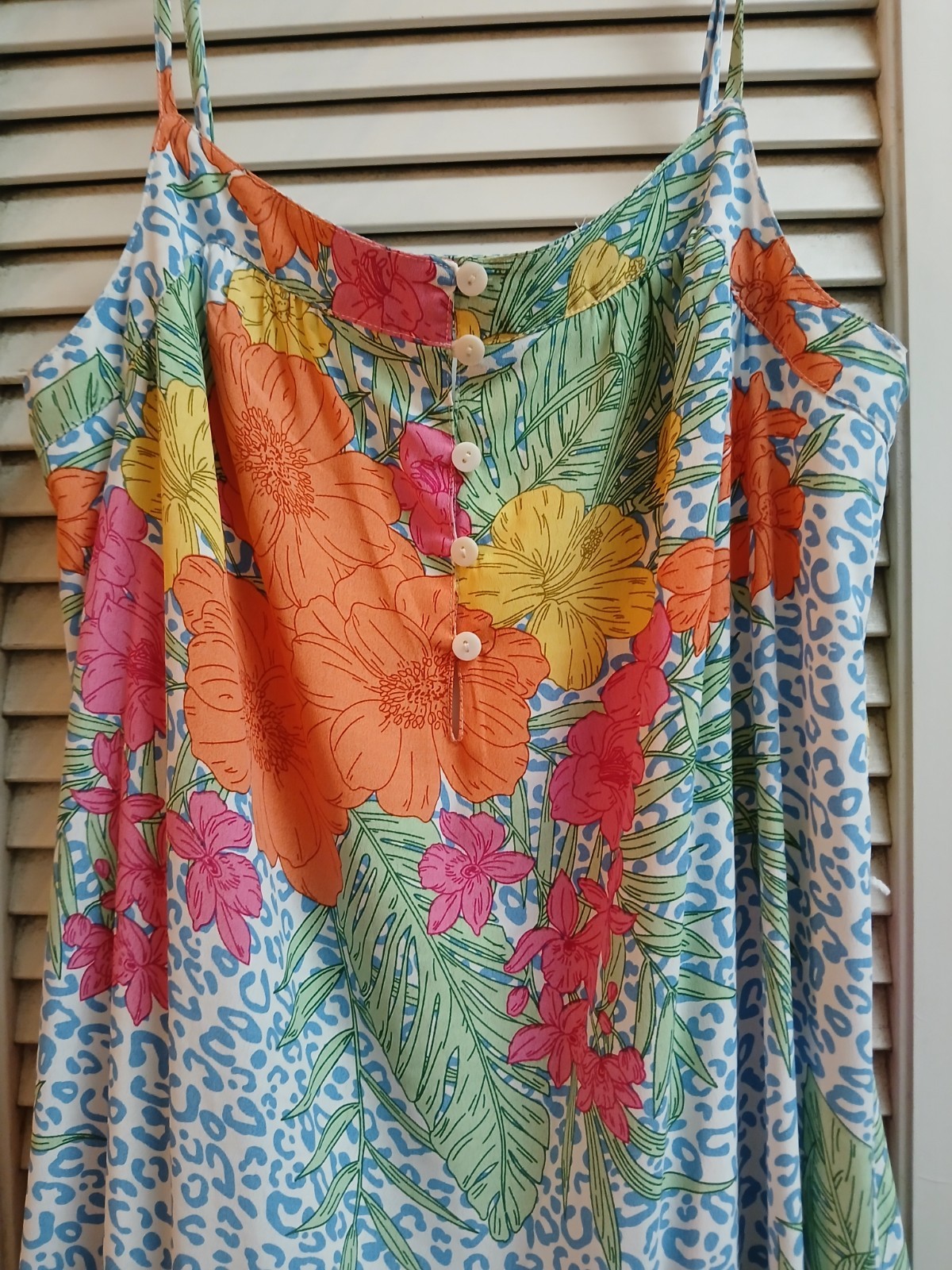 THML Tiered Floral Sundress Button front Size Medium Vacation Tropical Beach EUC