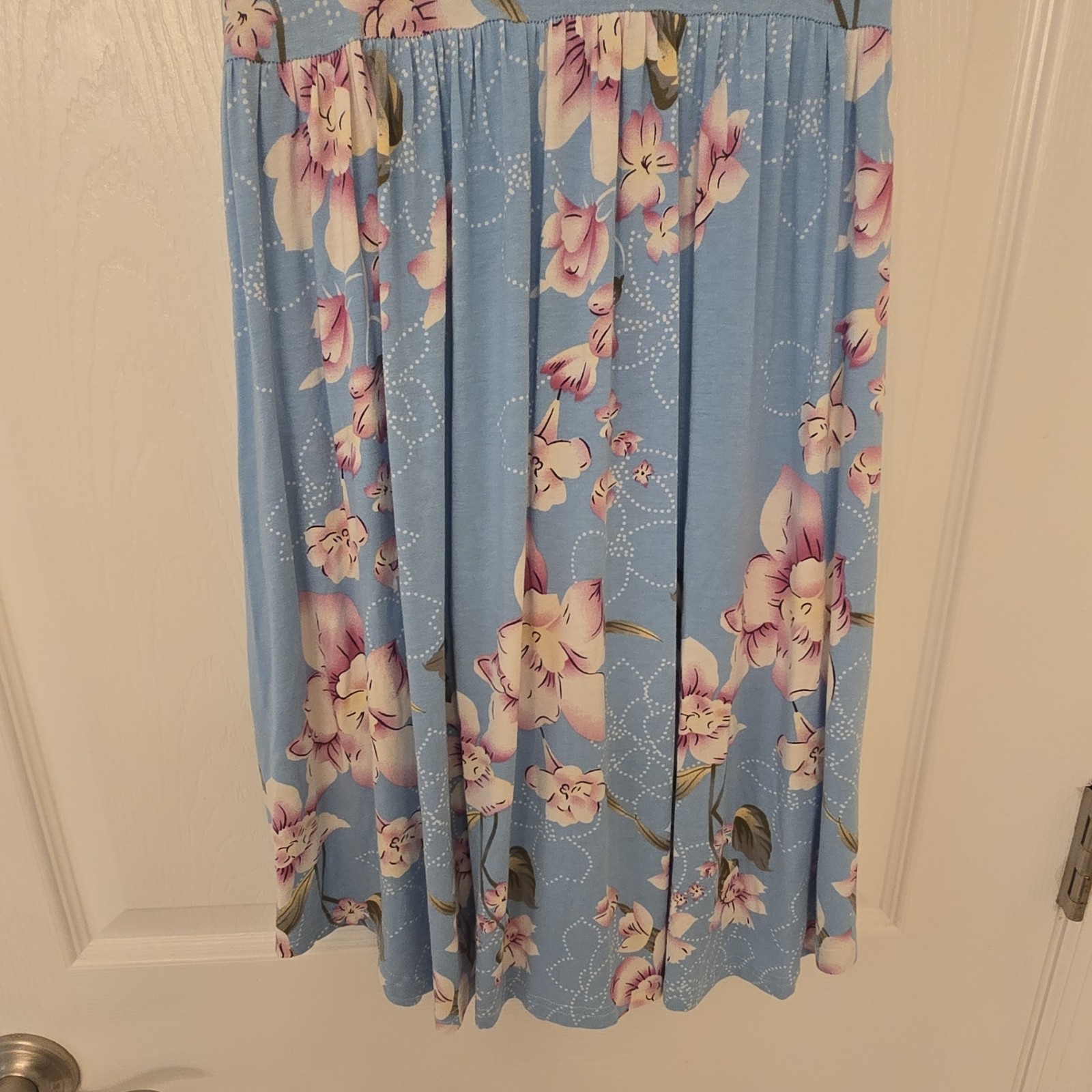 HIMONE S Blue Pink White Floral Knee Length Dress Sleeveless Pleated Round Neck