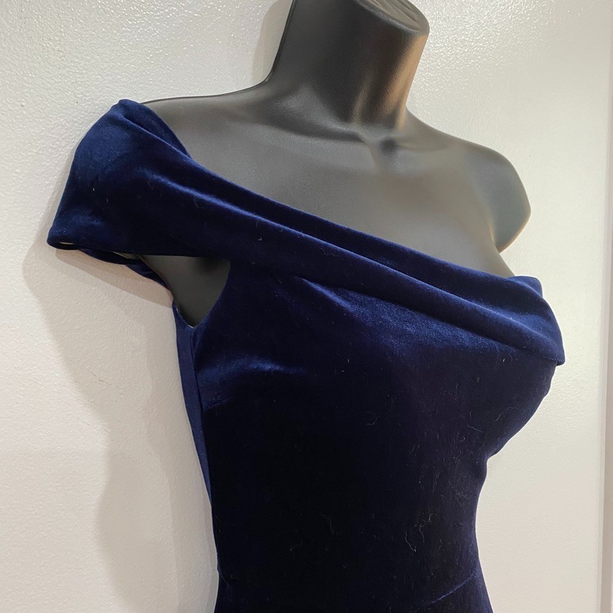 City Stuidio Size 0 Off Shoulder Princess Diana Velvet Velour Classic Slit Royal