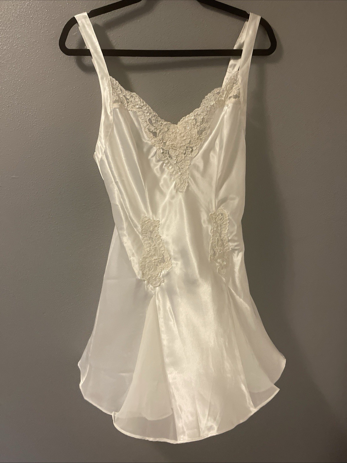 Victoria Secret Beaded/Sequined Slip Dress Women’s Size Small White Fairy Y2K