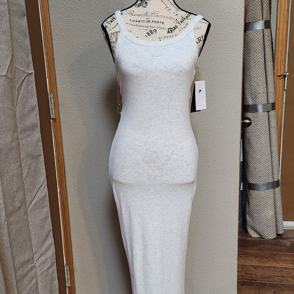 NIKE The Tight Fit Womens Midi T-Shirt Dress Gray – Sz Small – NWT NEW