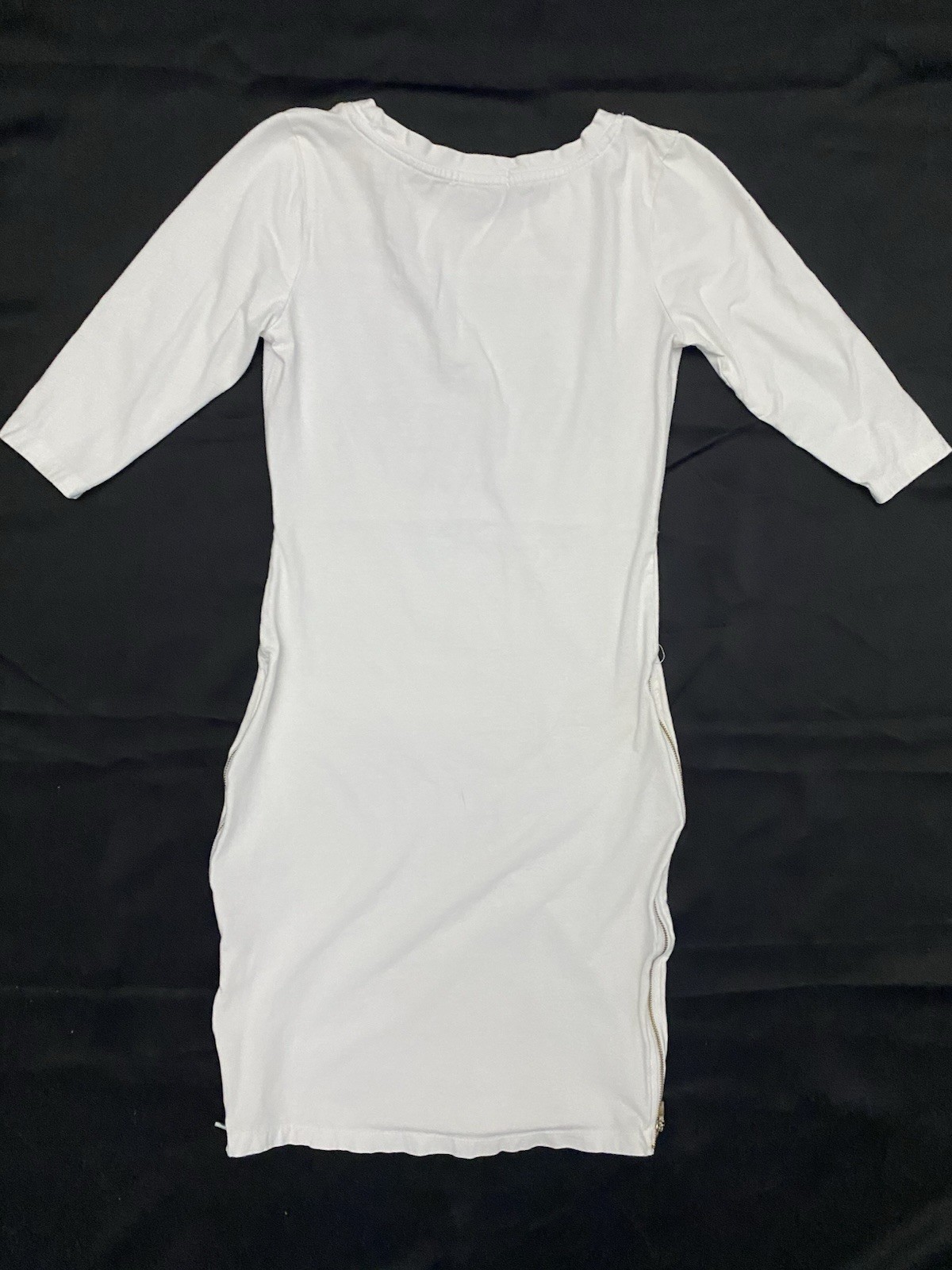 REDFOX Womens S White Solid Stretch Bodycon Midi Round Neck 3/4 Zip Logo