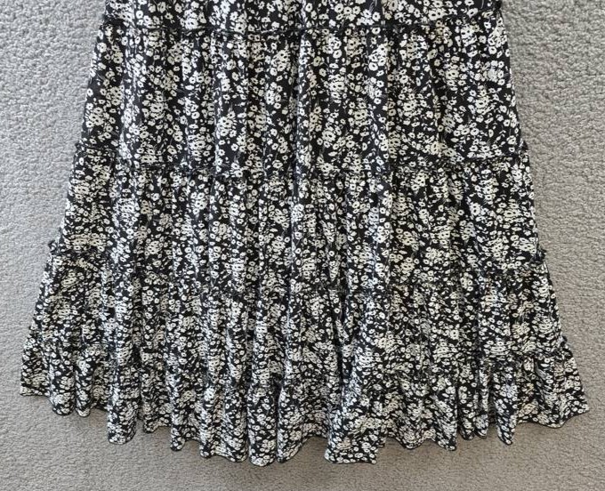 T Tahari Elbow Sleeve Scoop Neck Ribbed Dress Women’s M Black/White Pullover