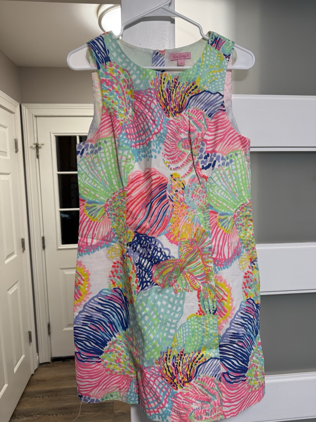 Lilly Pulitzer Women’s Sleeveless Shift Dress, Size 6