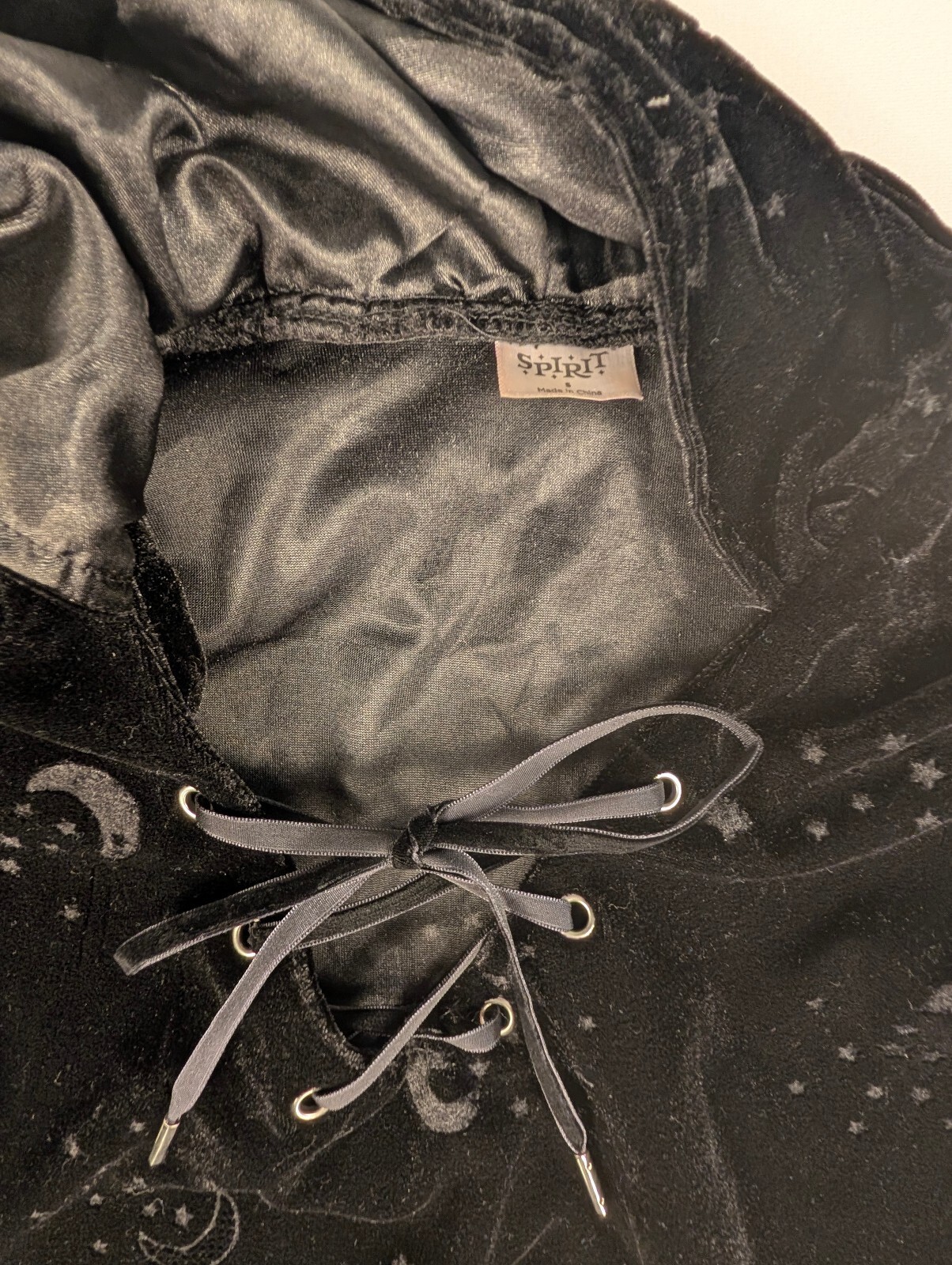 Spirit Halloween Celestial Coven Black Velvet Hooded Dress Moon & Stars M
