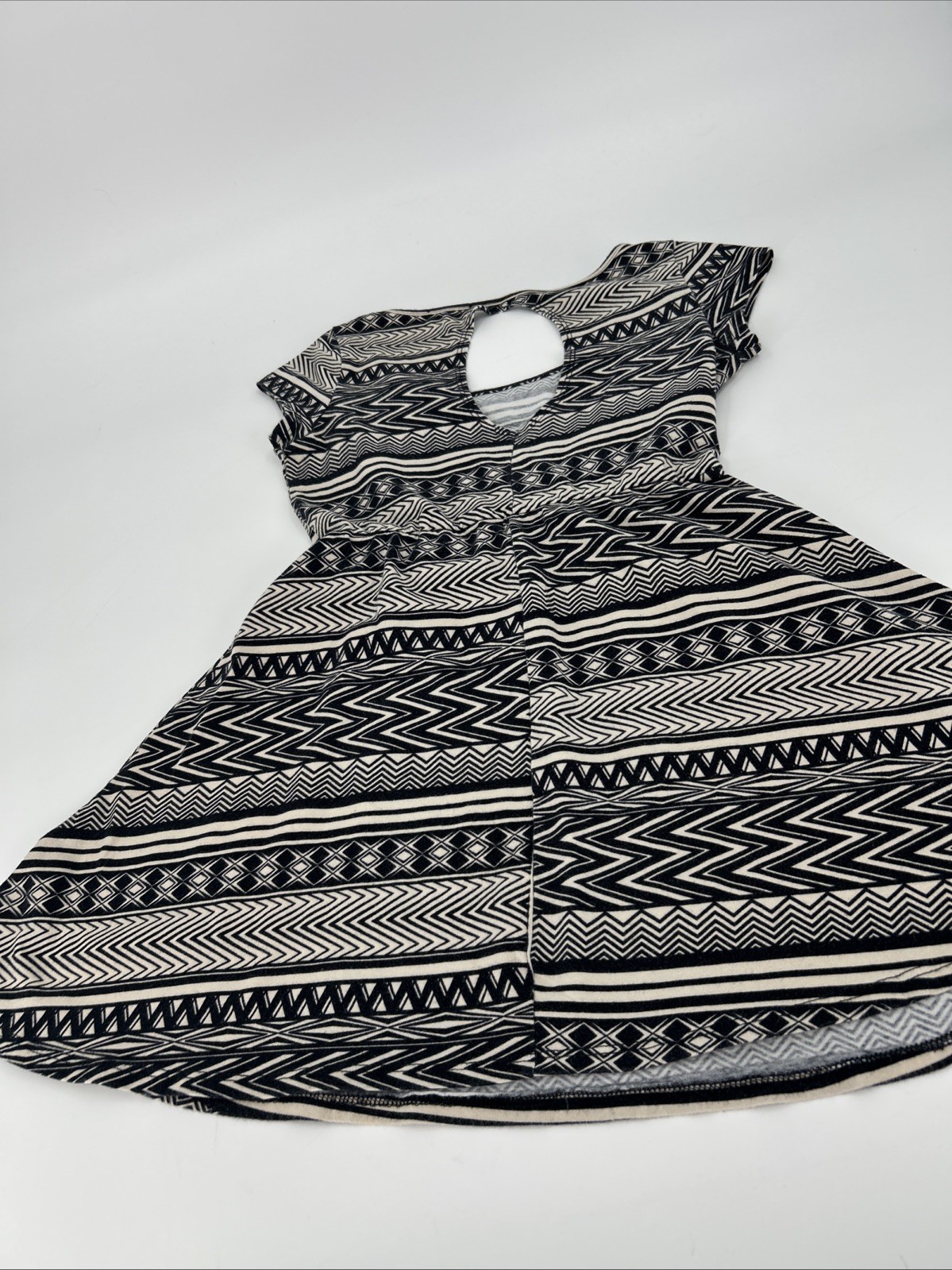 Charlotte Russe Womens Black White Geometric Tribal Skater Dress Keyhole Back M