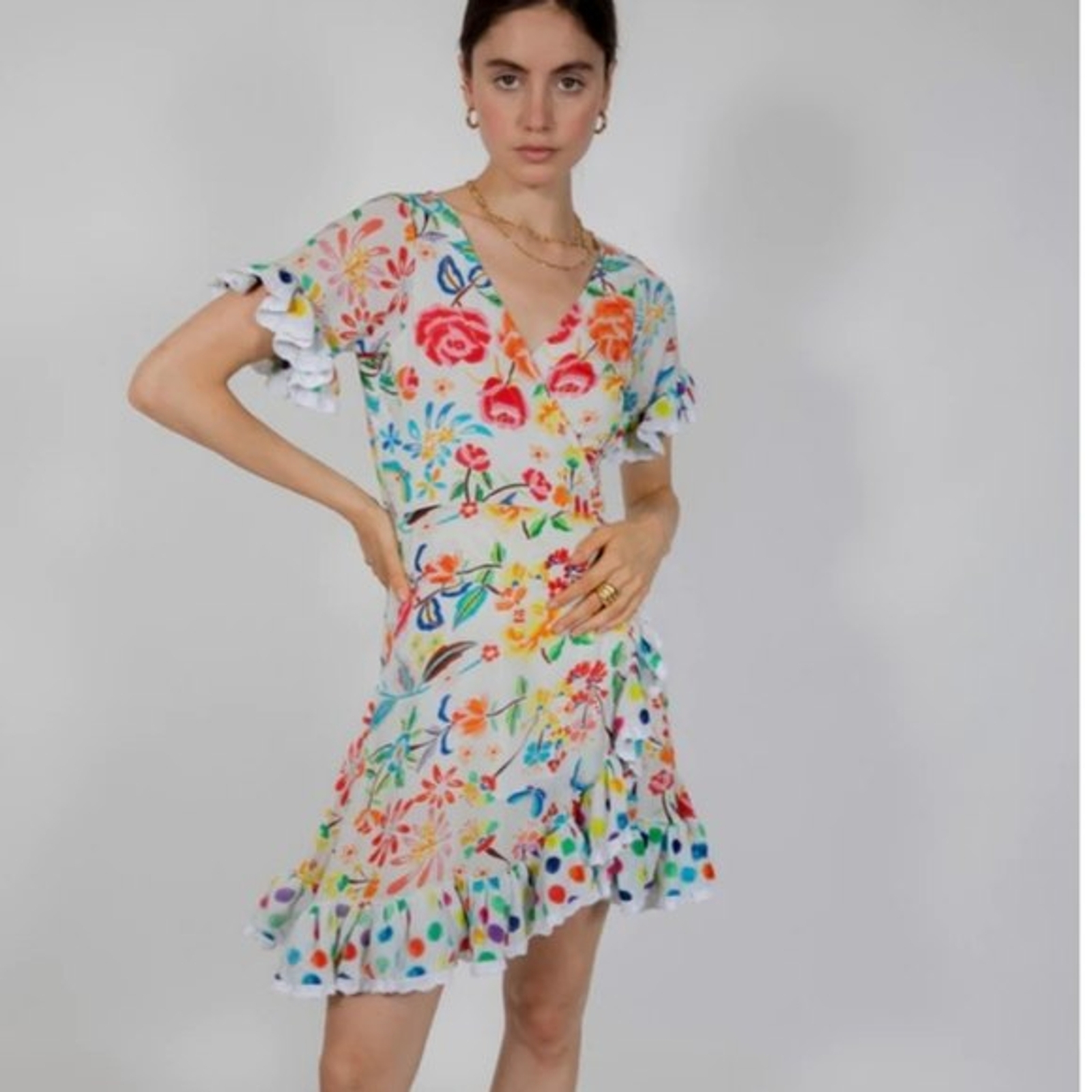 NWT All Things Mochi Valeria White Wrap Floral Mini Dress, size XS