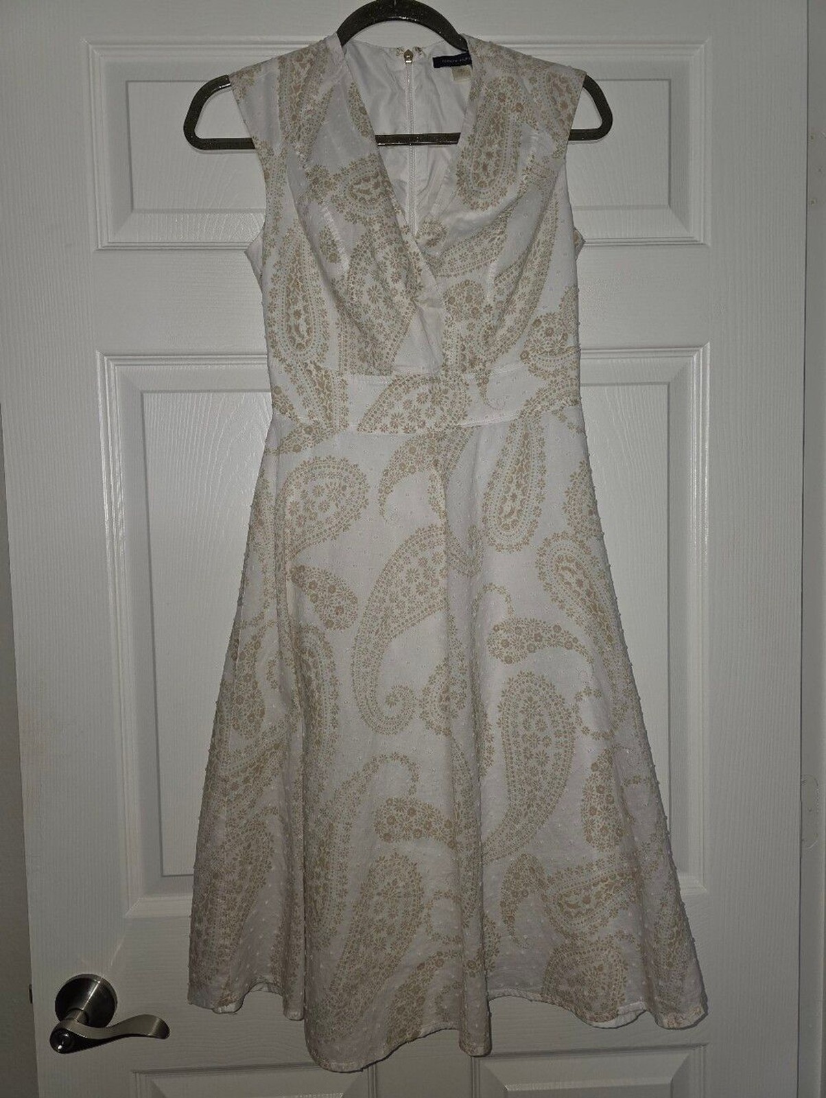 Tommy Hilfiger White And Taupe Paisley Elegant Midi Dress Size 2