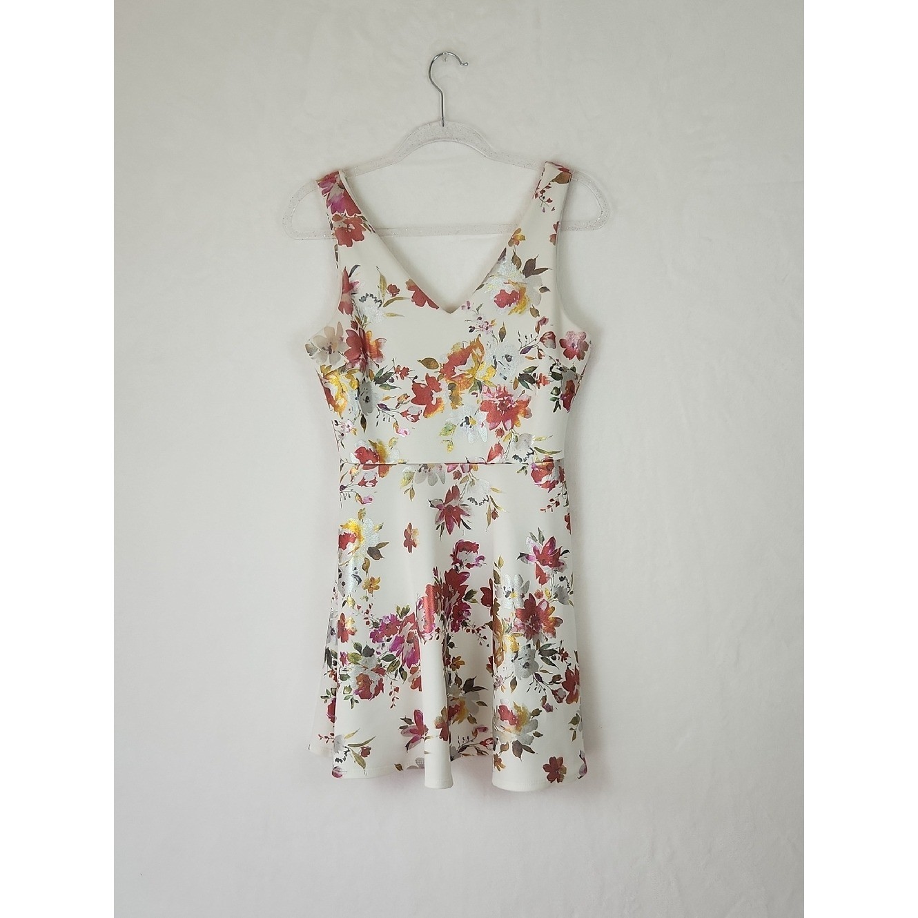 Soprano Floral Fit and Flare Sleeveless Dress Size Large V Neck Zipper Back