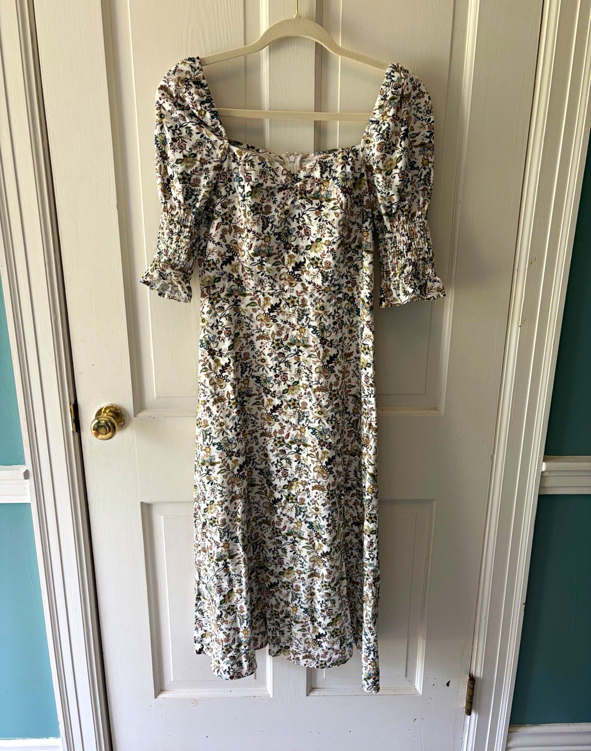 Audrey Parks + francesca’s Floral Square Neck Smocked Puff Midi Dress S
