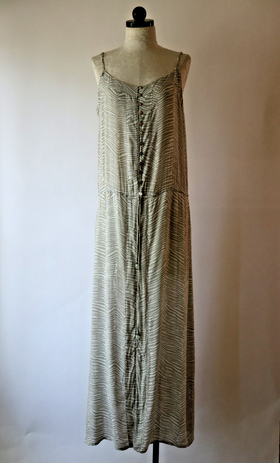 Pineapples Tan White Animal Print Buttoned Long Maxi Strappy Sundress Women M