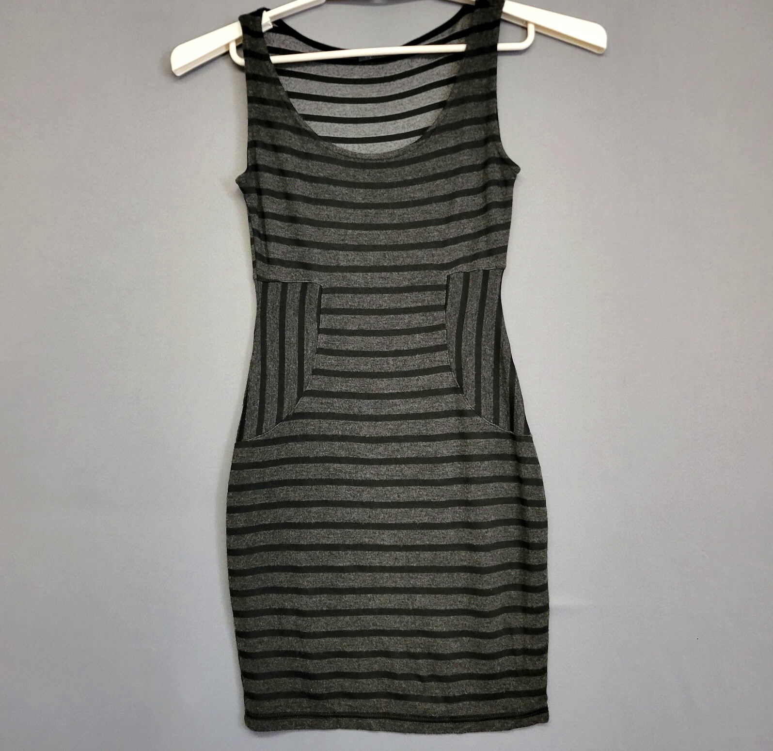 Soprano Bodycom Dress Womens Small Gray Black Knit Striped Sleekcore Modern Chic