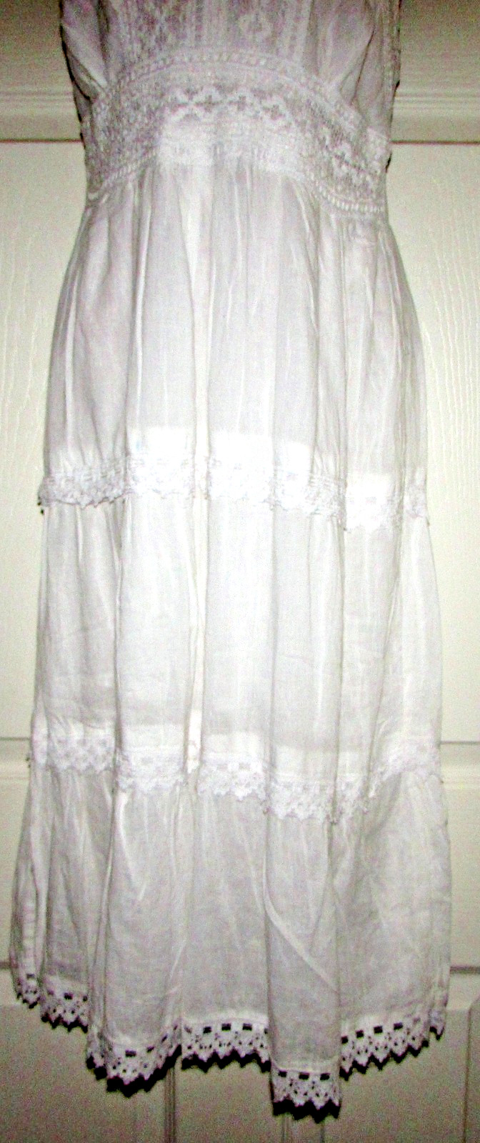 White Cotton Lace Strappy Summer Spanish Dress Size M Pretty Stretchy Chic