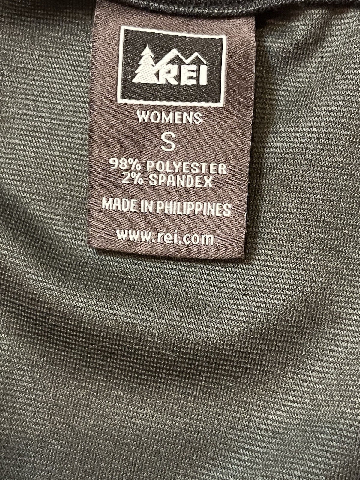 REI Small V Neck Black Dress Sleeveless Empire Knee Length Athleisure Stretch