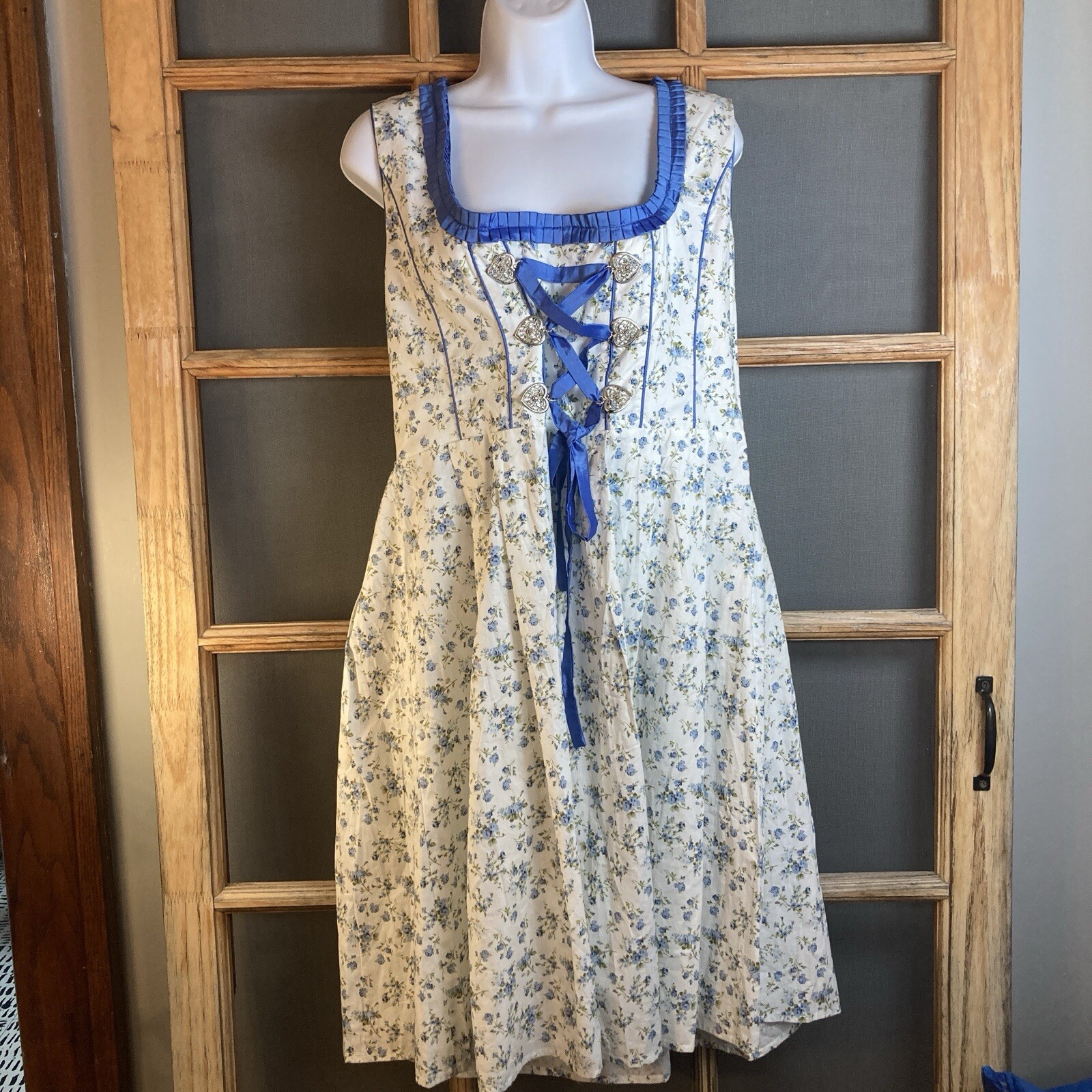 NWT Scarlet Darkness Woman’s Dress Sz XL 18×40 German Flair Sleeveless Laced