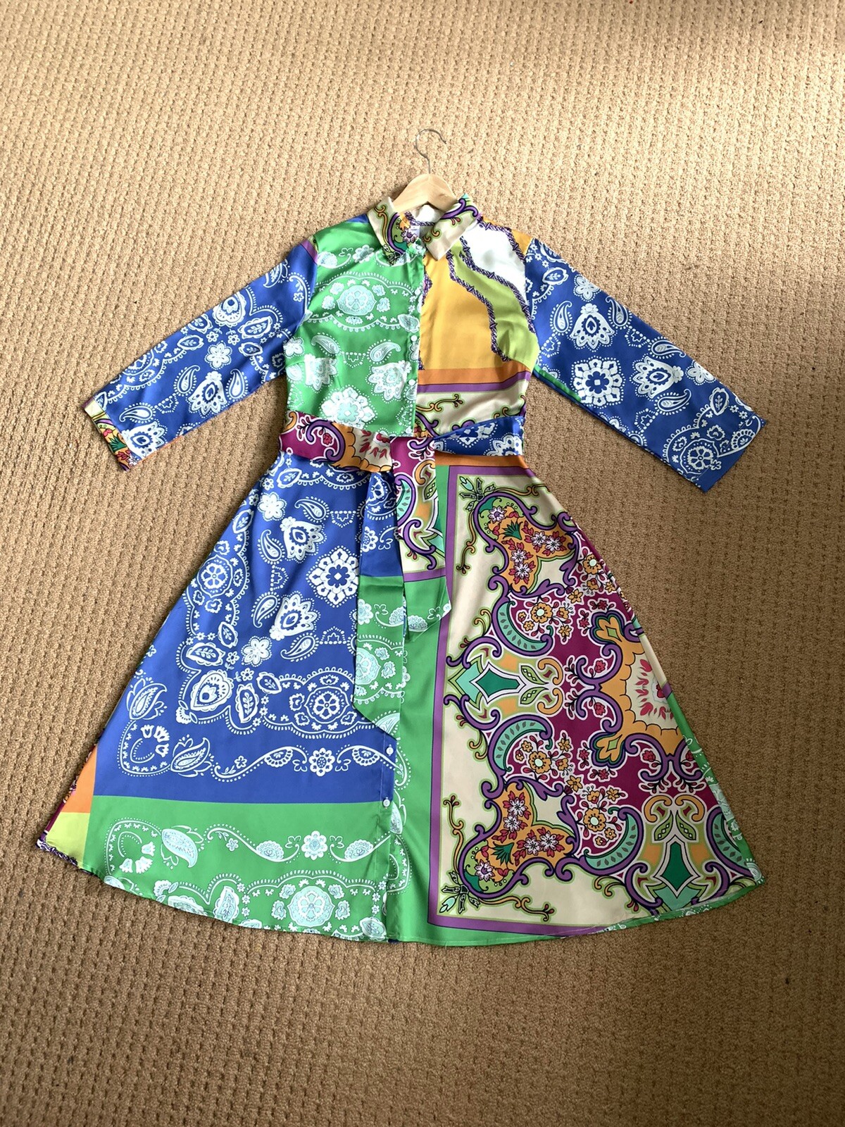 multicolour printed satin dress L