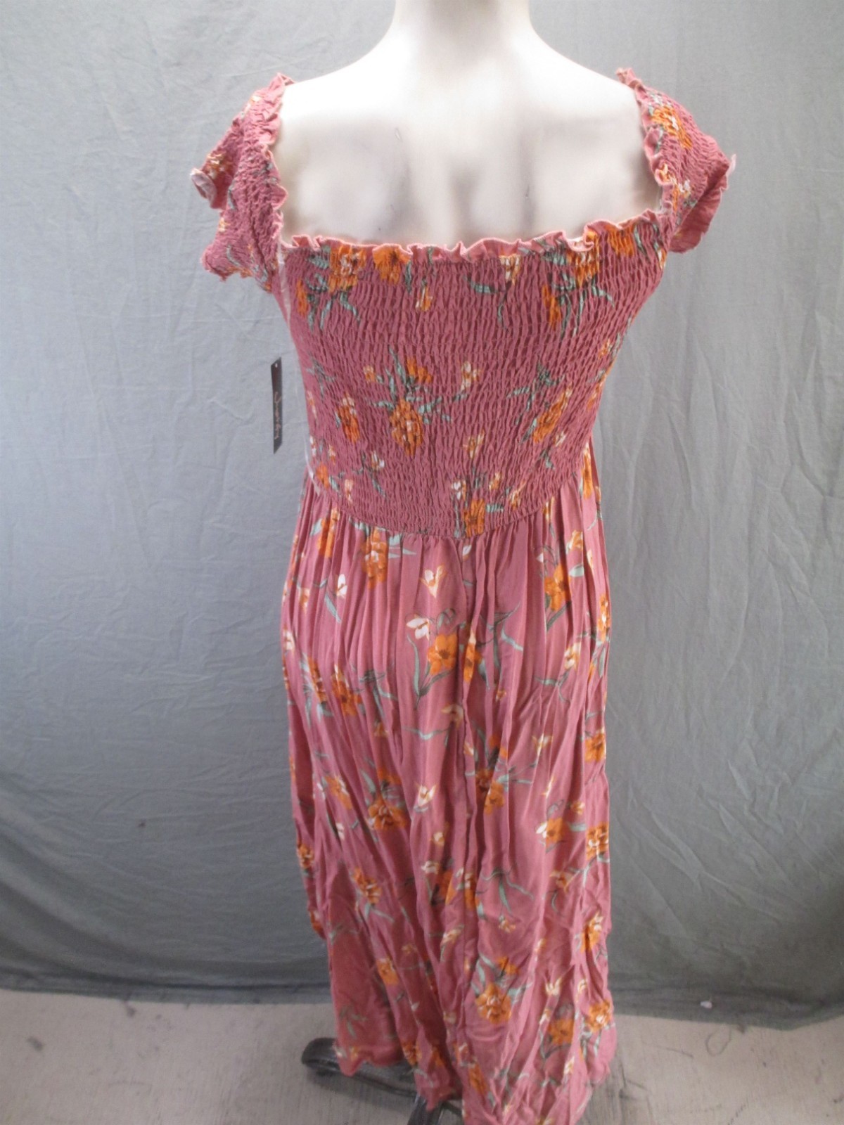 NWT Justify Size L Womens Multicolor Floral Comfy Beauty Asymmetric Dress 552