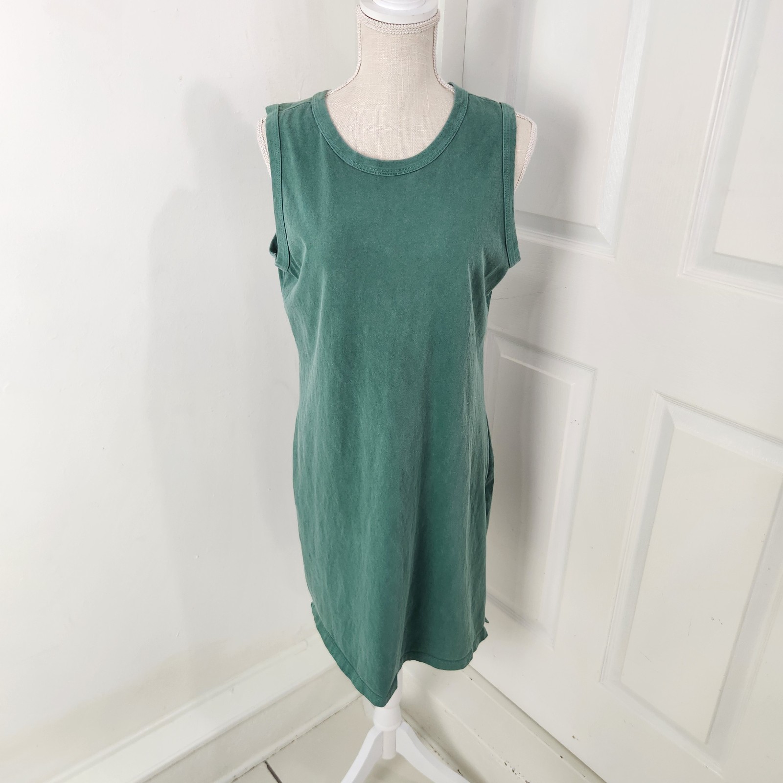 American Giant Dress L Green Tank T-Shirt Minimalist Travel Vacation Beachy