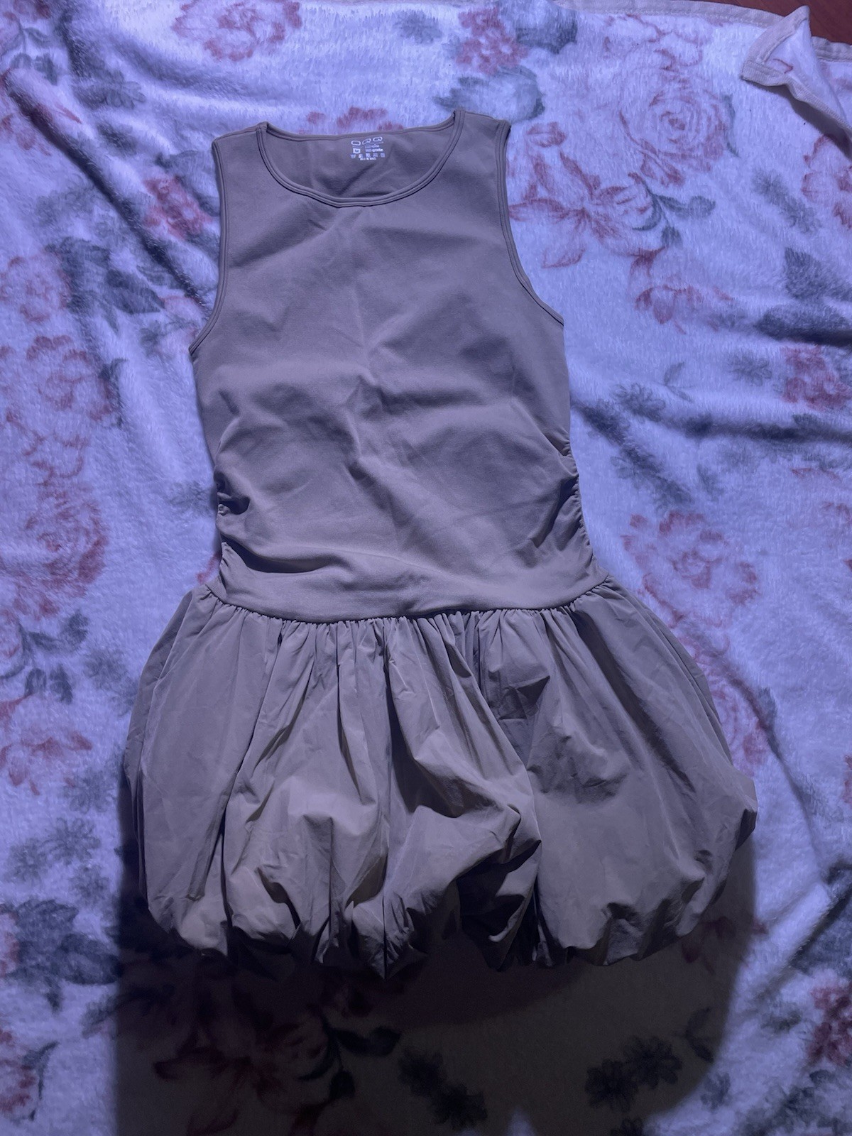 NWT Women’s Compression Puff Bottom Dress Tan Color Size Medium By OQQ