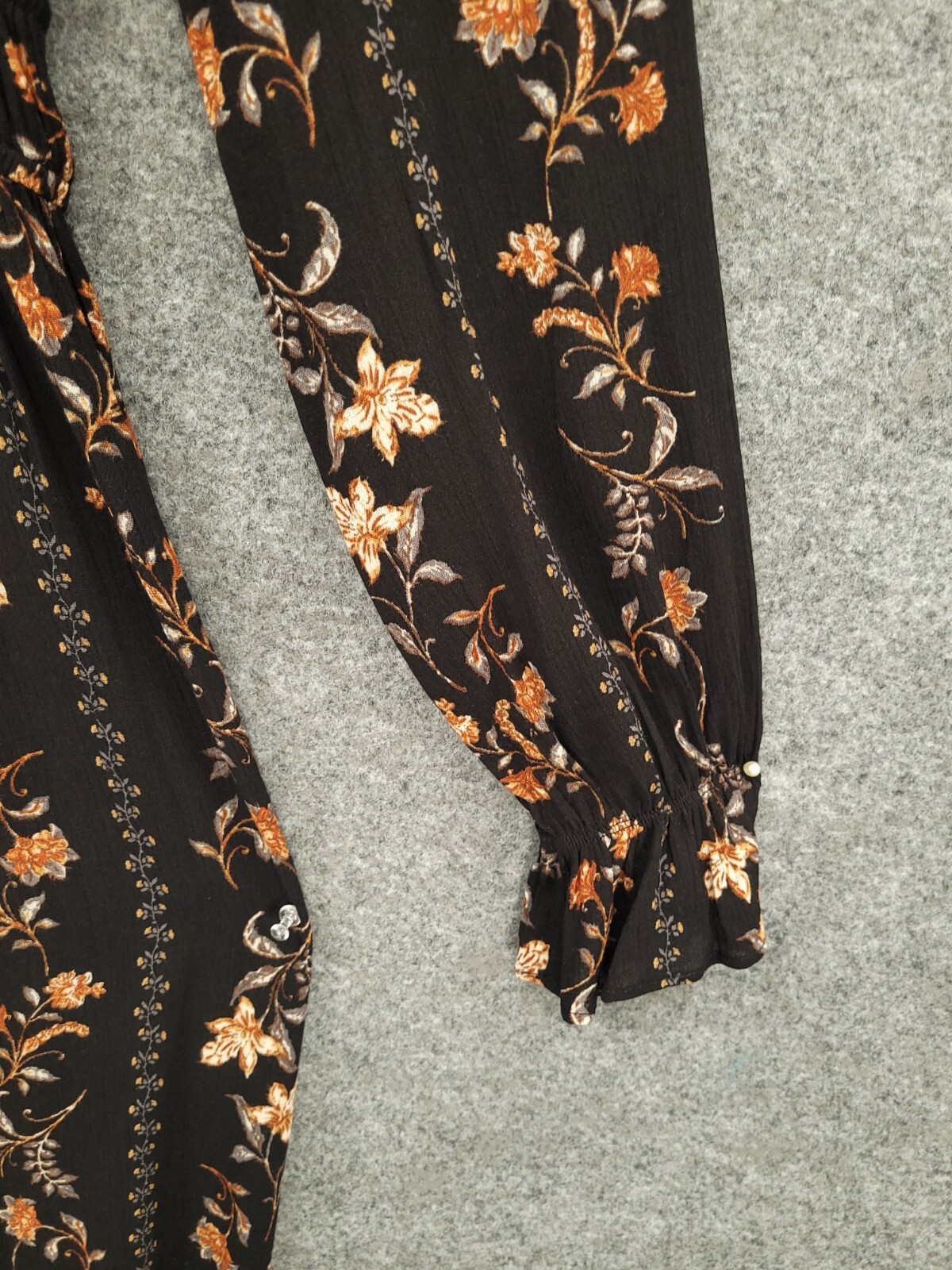 Doe & Rae Midi Dress Womens Small Hi Low Fit & Flare Elastic Waist Black Floral