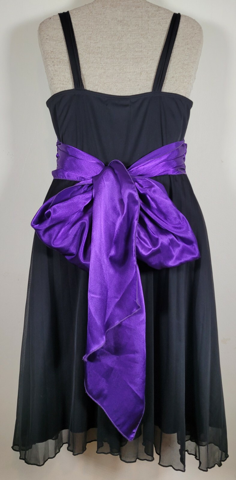 Trixxi Size Large Flowy & Soft Sleeveless Black Dress Waist 30 Inches
