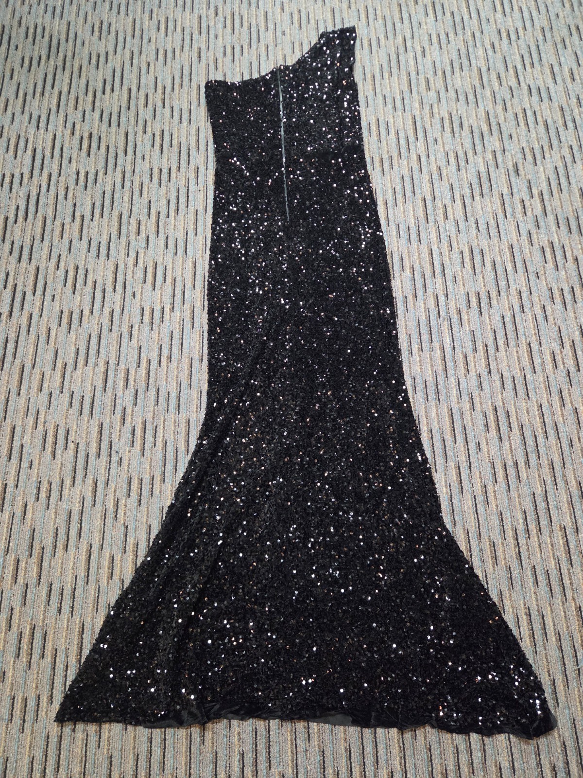 Women’s One Side Shoulder Long Bodycon Dress Black Back Zip Closure Wide Bottom