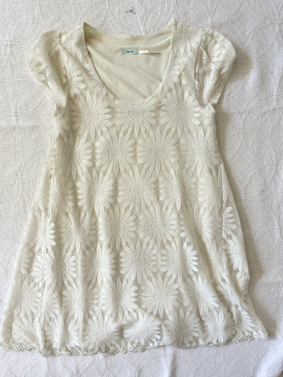 Urban Outfitters Kimchi Blue White Daisy Fully Lined Shift Dress Women Sz S