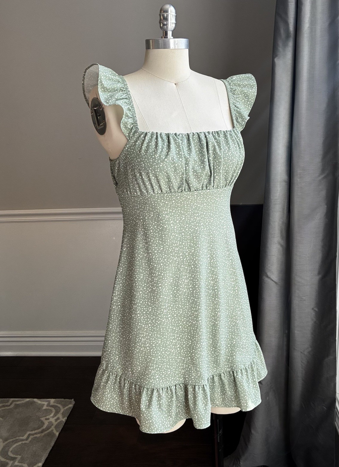 Originality Sage Green Dress Size Medium