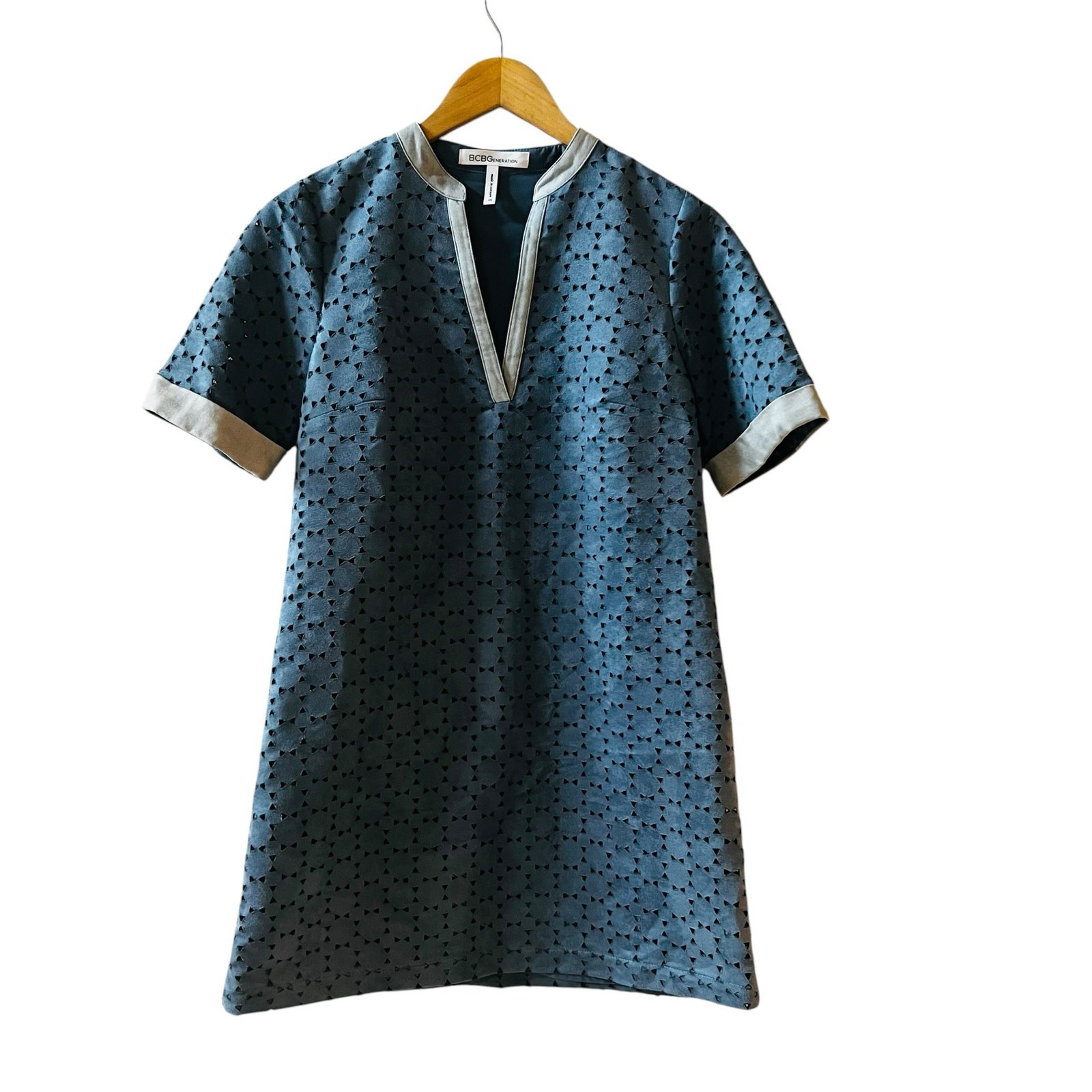 Bcbgeneration Lacer Cut Short Sleeve Shift Dress Size XS Slate