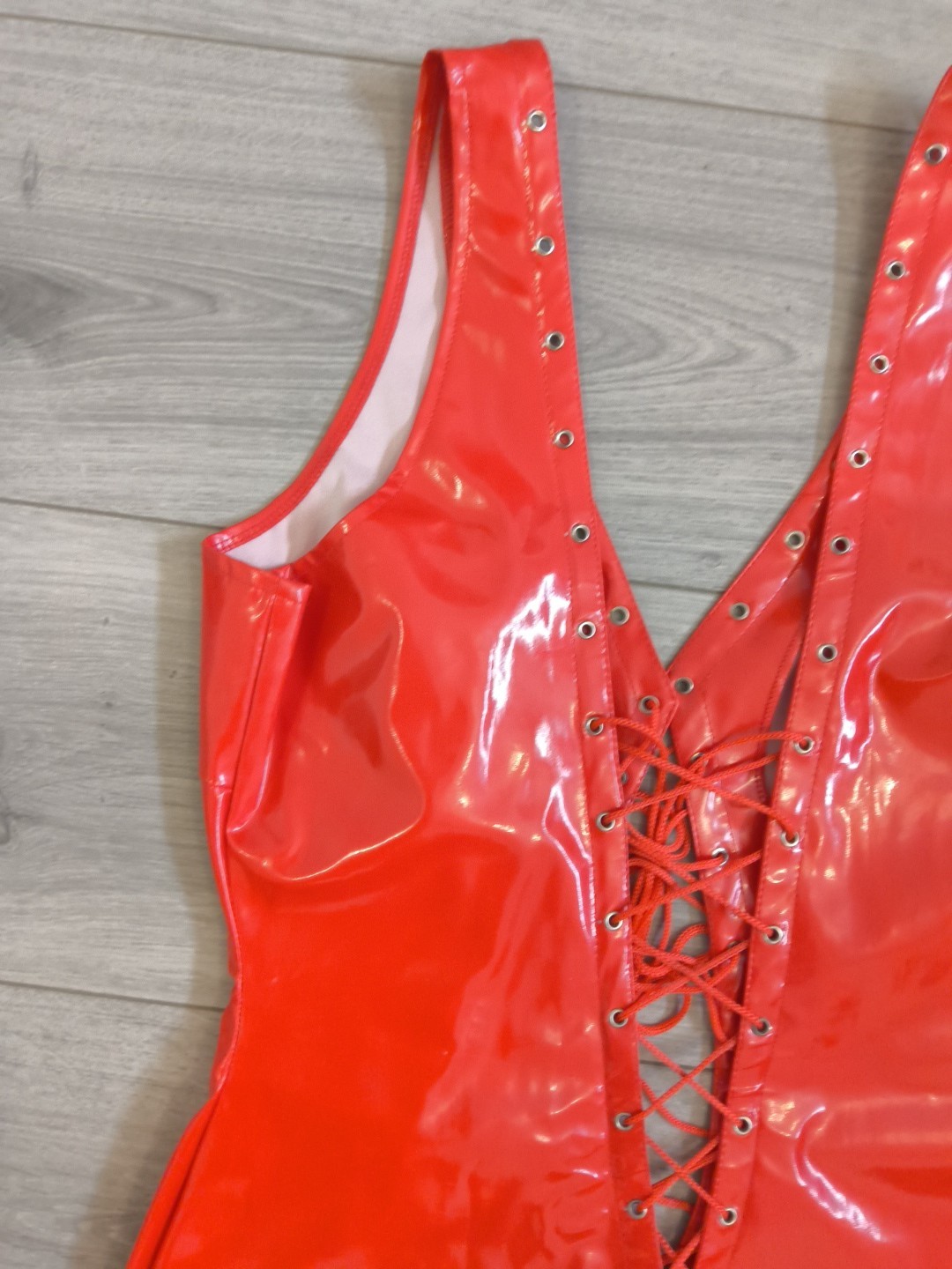 BNWOT Bright Red PVC Plunge Neck Lace Up Front & Back Bodycon Dress Size 10-14