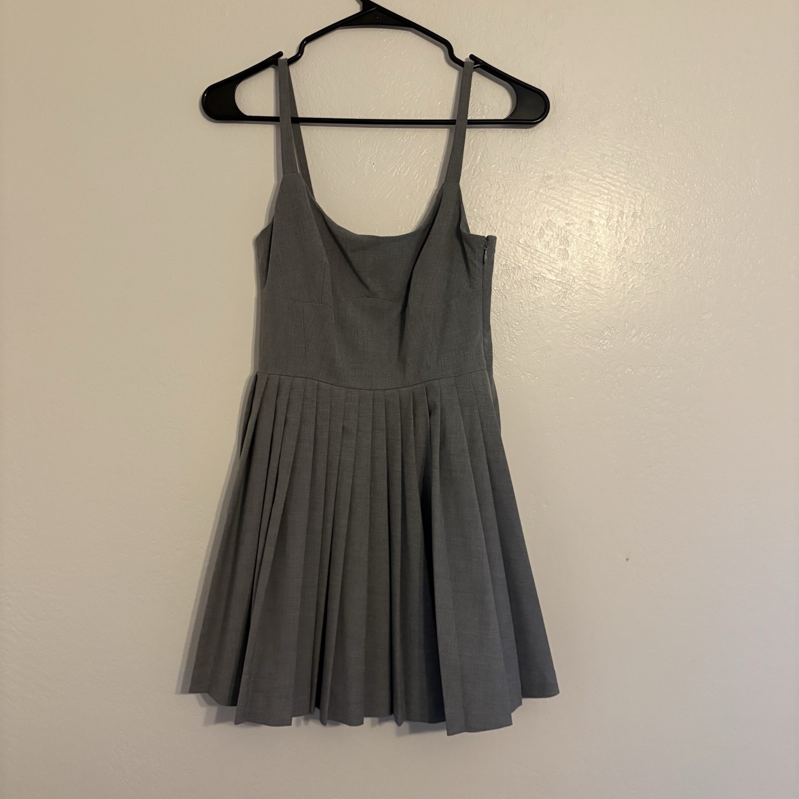 Sunday Best Gray Pleated Mini A-Line Dress Square Neck Strappy Lined Zip 00
