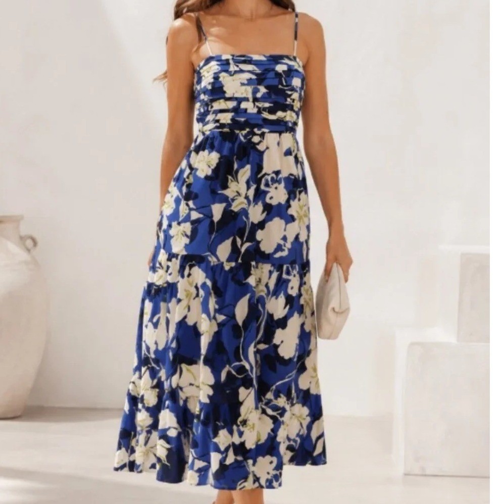 Evereve Women’s Pleated Blue floral Midi Dress Cotton Blend Party Summer Small