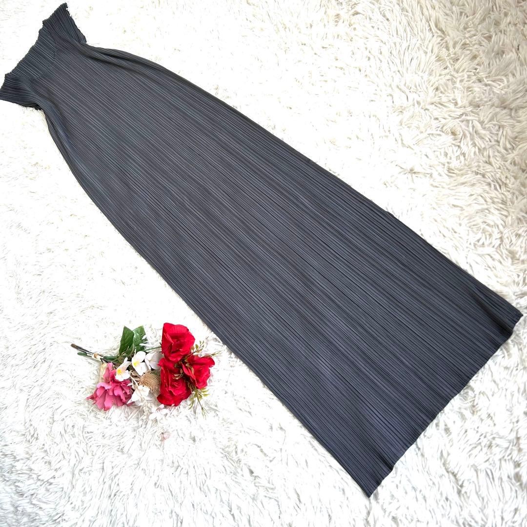 PLEATS PLEASE ISSEY MIYAKE Sleeveless Maxi Dress with Slit Dark Gray Size L