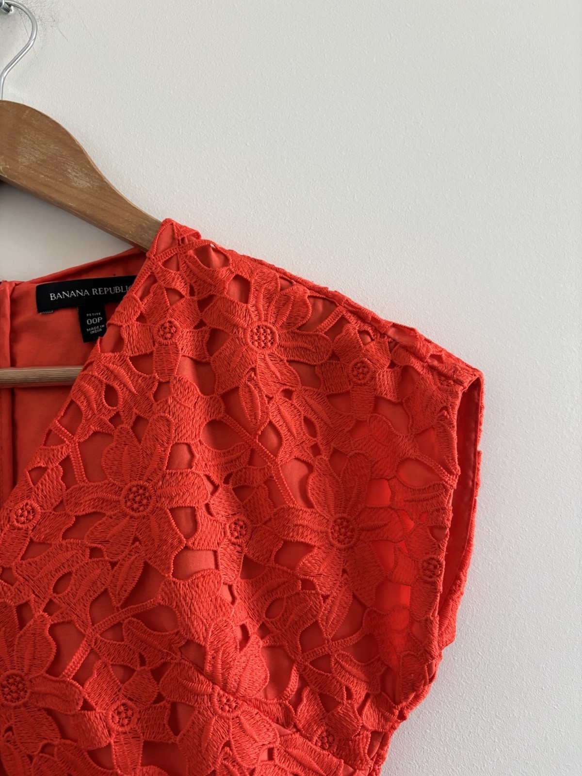 Banana Republic Dress Mini Orange Crochet Knit V-Neck Women 00P Office Wedding