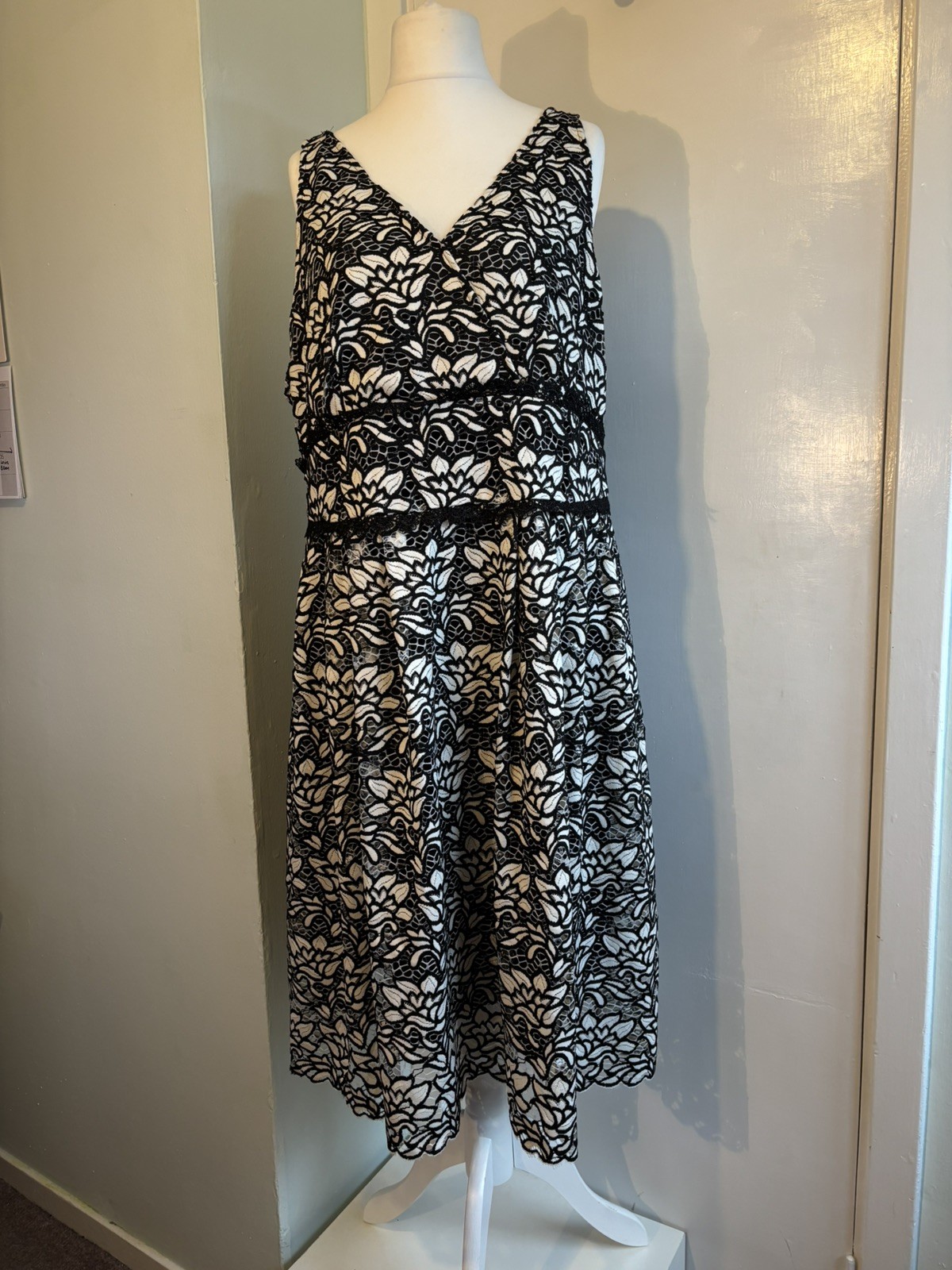 M&S Collection Black White Floral Lace Midi Dress UK20 BNWT Occasion RRP £69