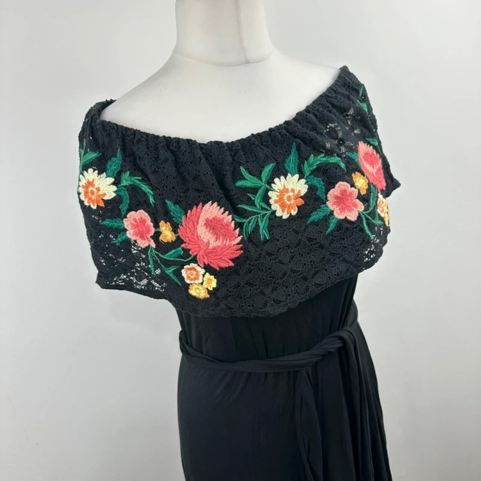 Per Una M&S off the shoulder maxi dress women’s size 12 black floral