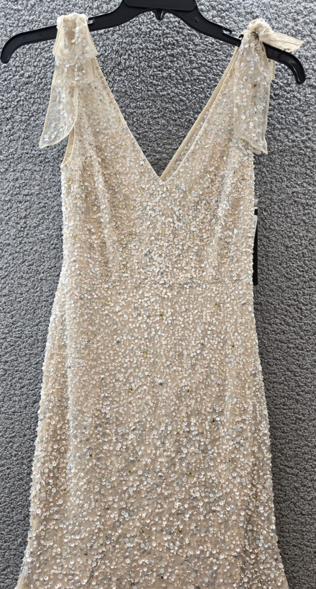 Aidan Mattox Beaded Bow-Shoulders Godet Gown Women’s 2 Champagne Zipper Closure