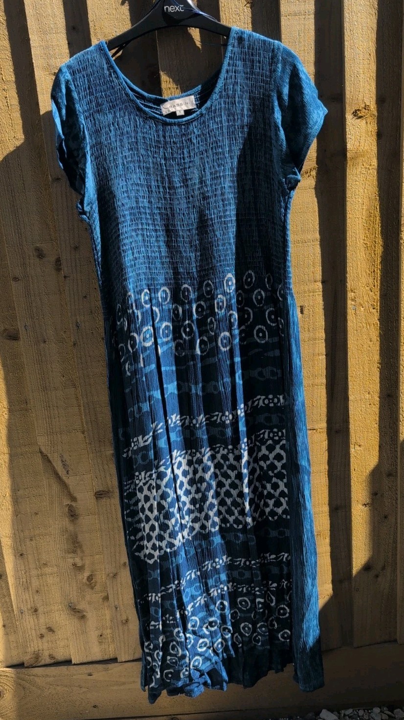 Bassini Blue Batik Women’s Size Small Dress with shirred bodice NwT