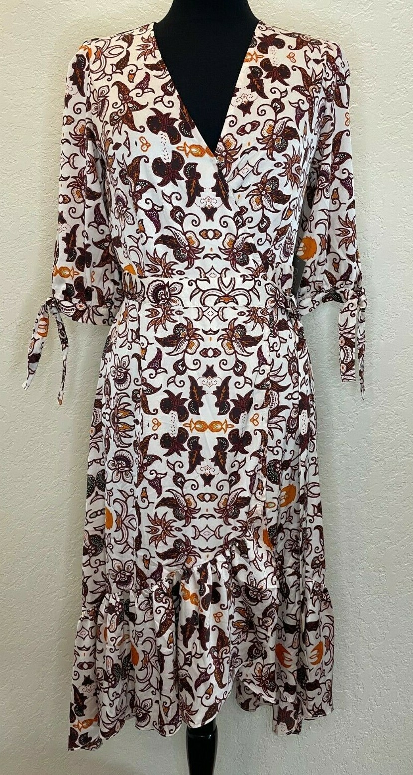 NY&C Eva Mendes Cassidy Wrap Dress,Color: Beige Fantasy Size XS, New With Tags