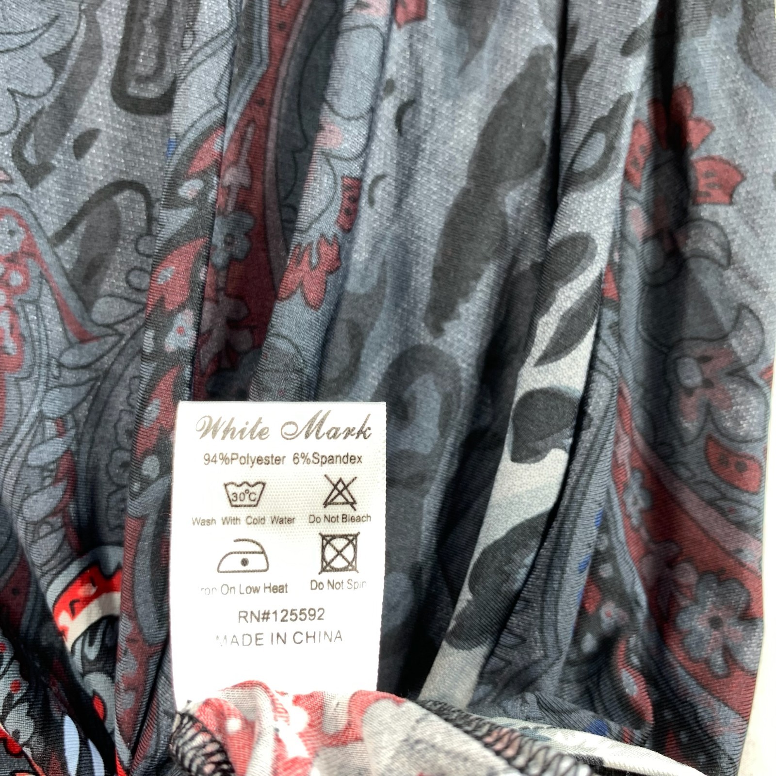 White Mark Tunic Blouse Womens Plus Size 1XL Black Red Floral 3/4 Sleeve New