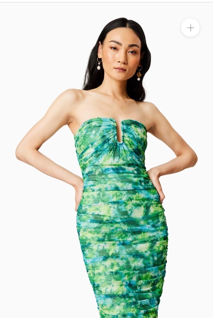 Elliatt Larkspur Strapless Green Ruched Midi Dress