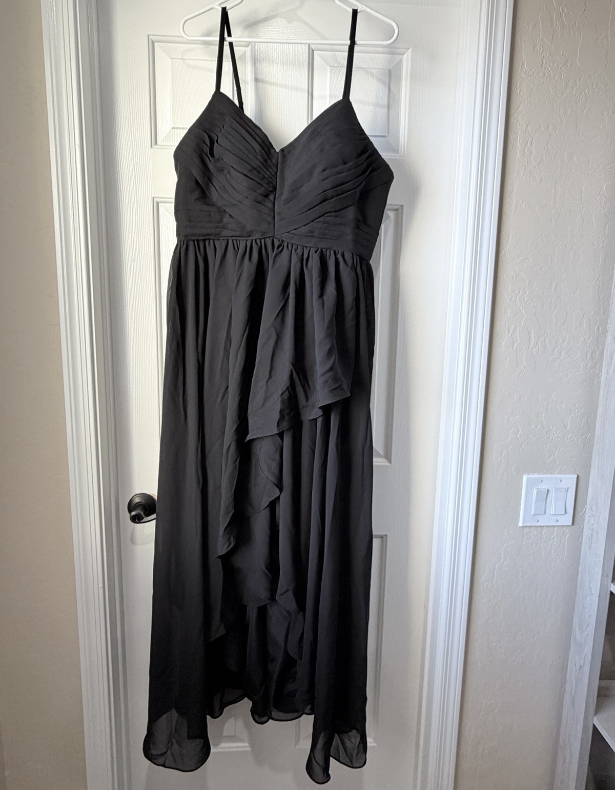 Women’s Black V-Neck Strappy Sleeveless Pleated A-Line Midi Dress Size 16