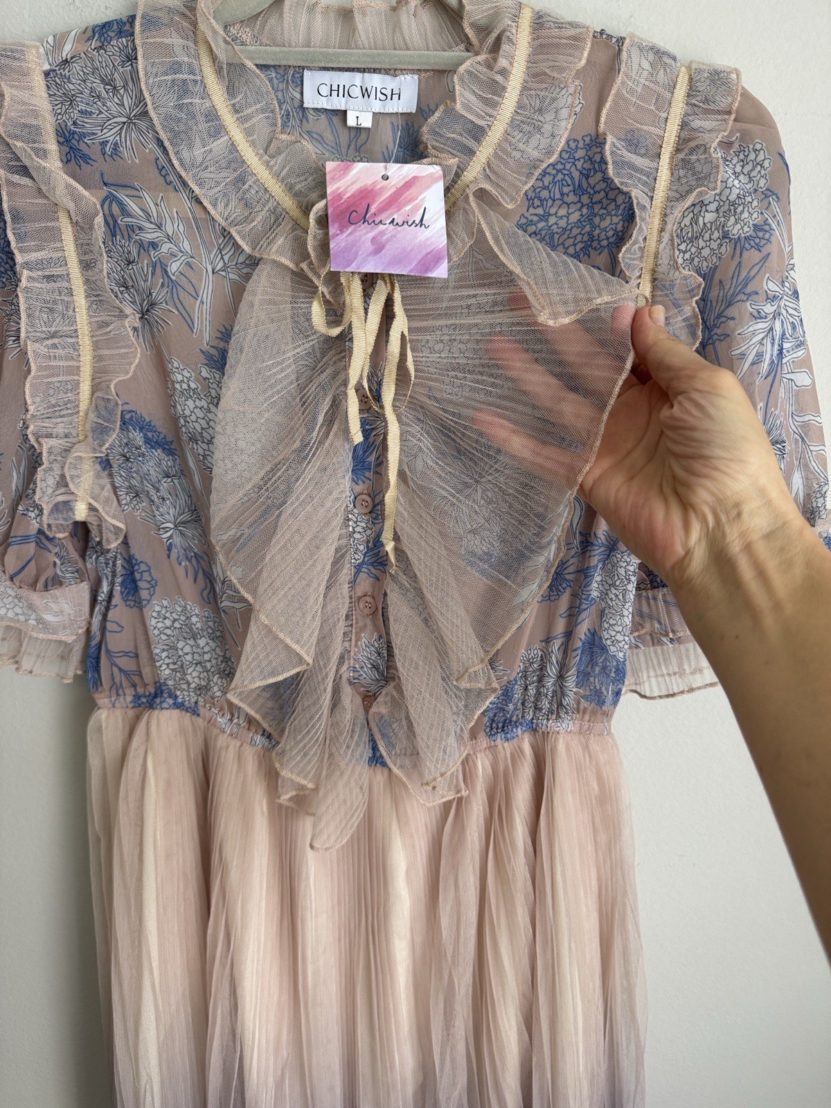 Chicwish Gradient Pleated Mesh Tulle Midi Dress Romantic Ruffle Size L NWT