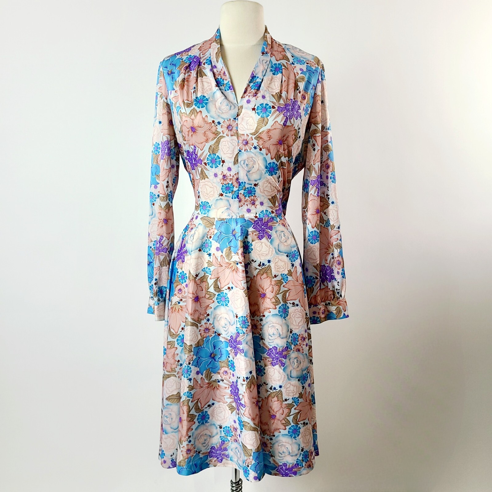 Vintage 70’s Purple Blue Floral Long Sleeve Aline Midi Dress USA Sm Pleated Neck