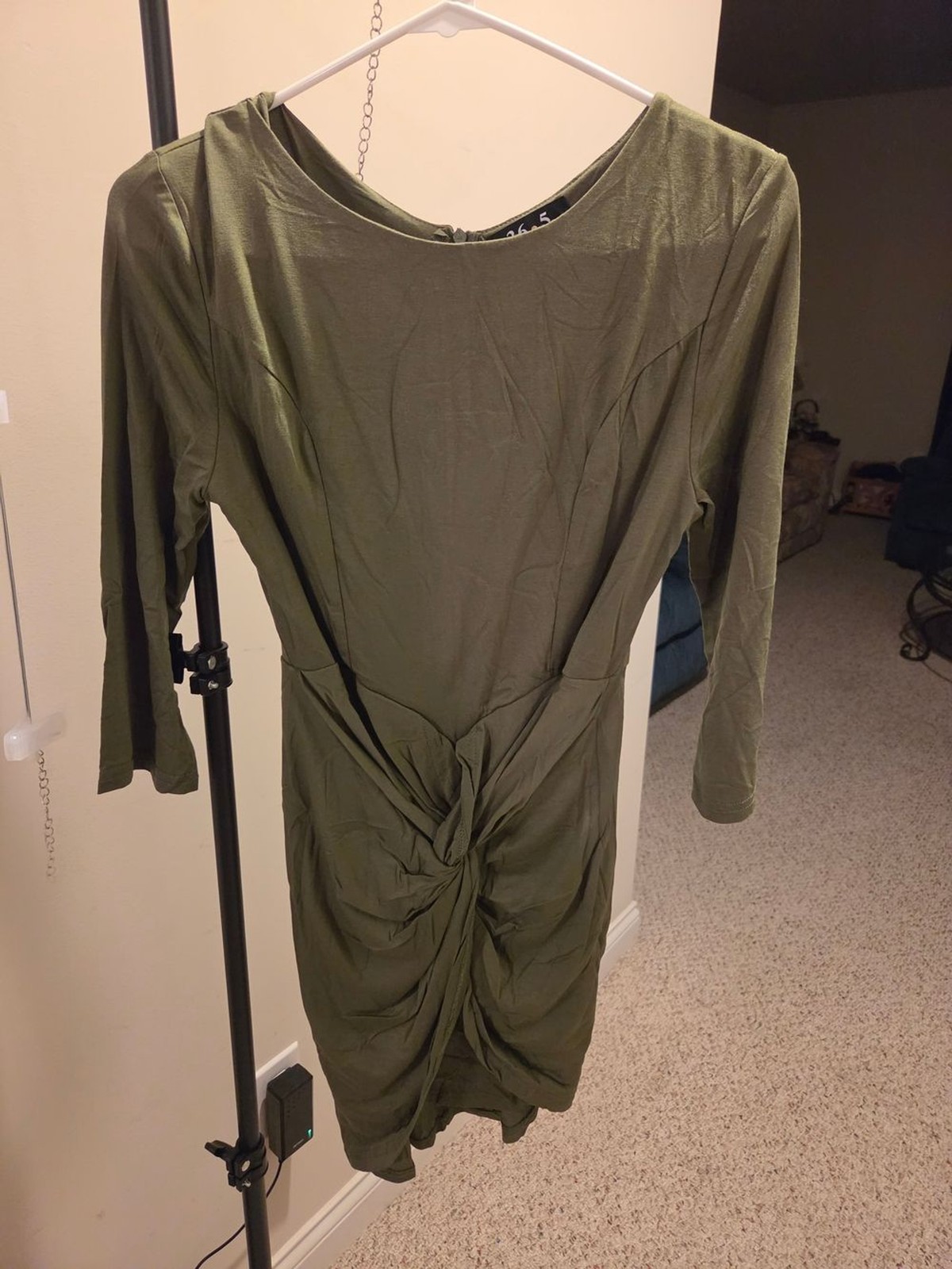 Knot-Front Olive Green Midi Dress with Three-Quarter Sleeves