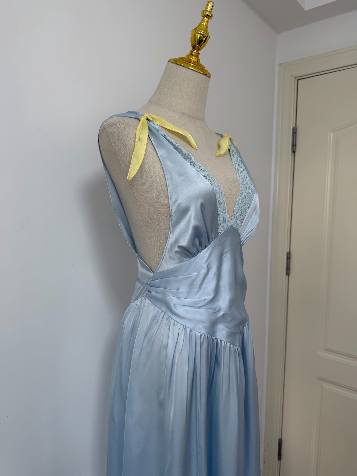 Helsa Silk Celeste Dress