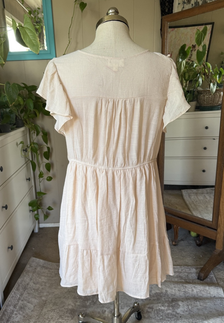 Perch by BLU PEPPER Elegant Cream colored Dress, size 1XL