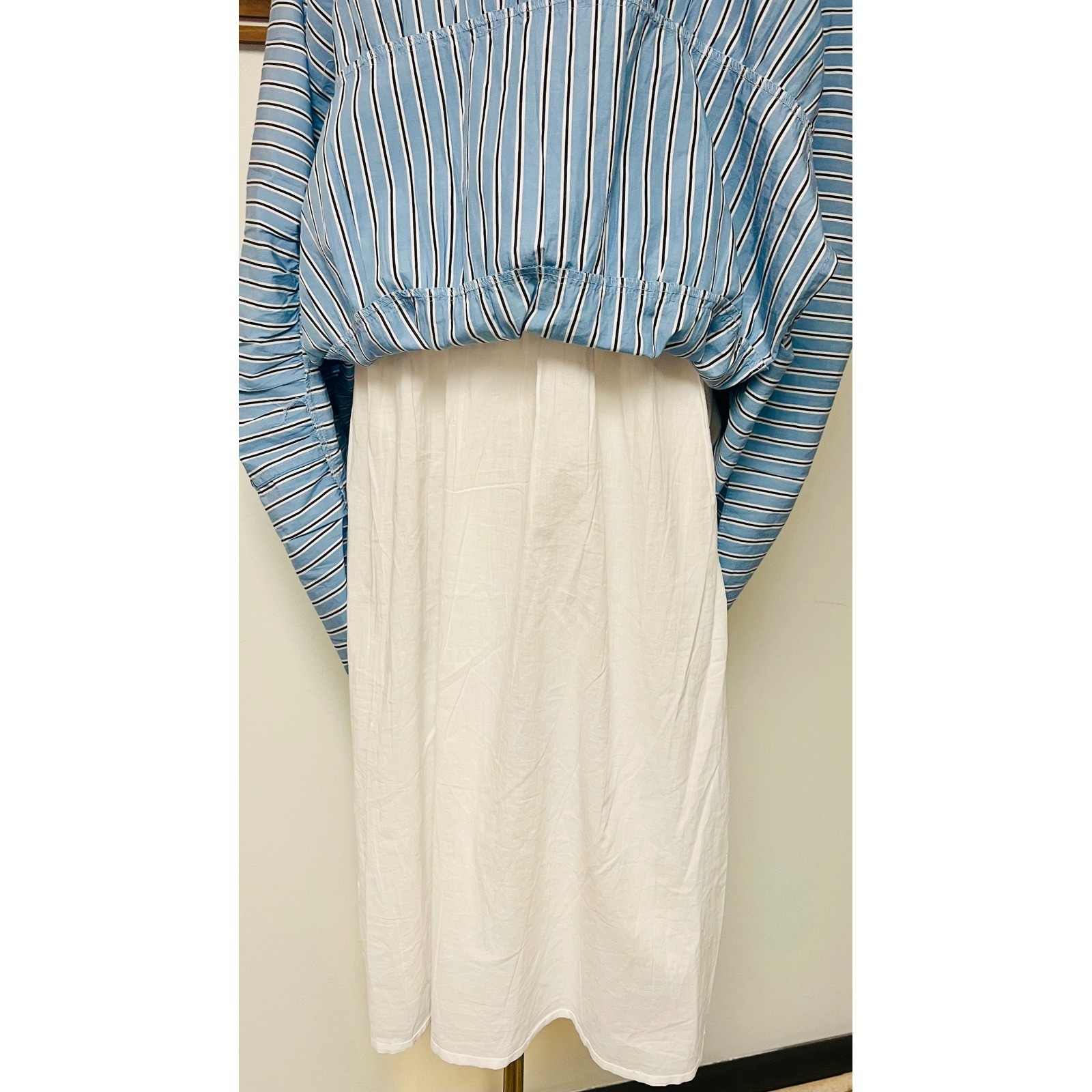 Quince Blue Tribeca Stripe Organic Cotton Poplin Smocked Midi Dress XS NWT